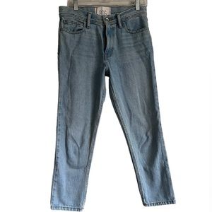 BDG “Dad Slim Tapered Fit” Jeans